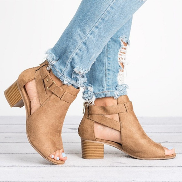Stylish Thick With Buckles Sandal